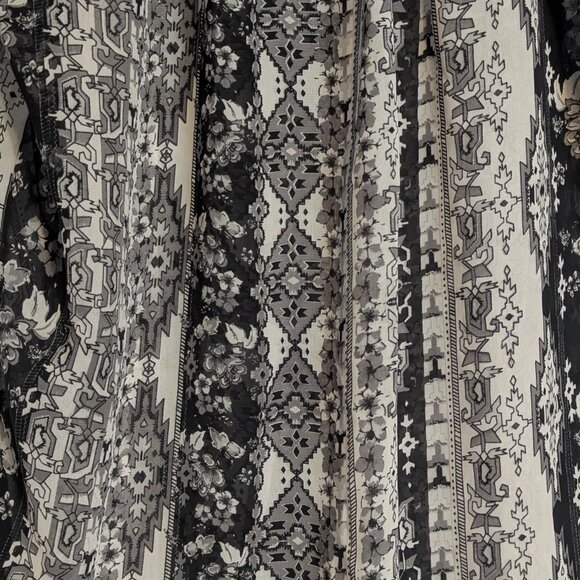 Grey Patterned Tank - Picture 3 of 3